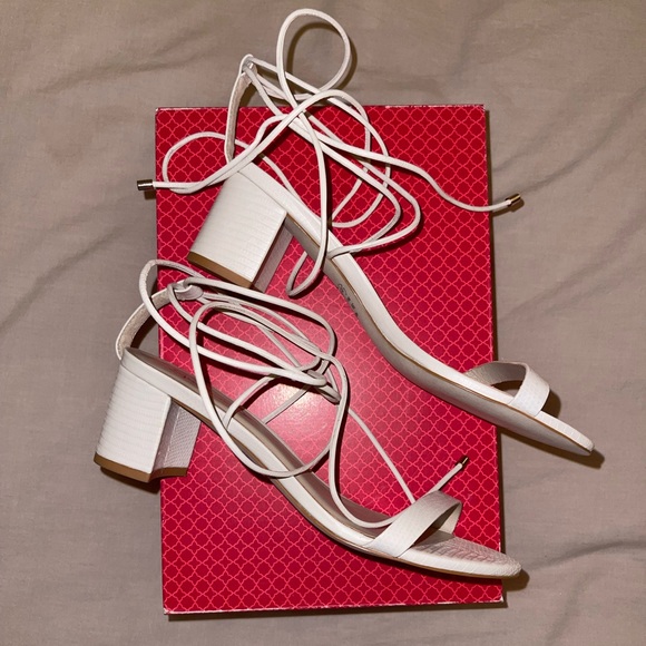 White Heels - Picture 3 of 5